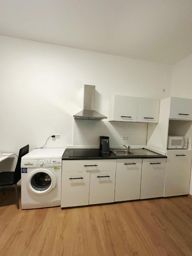 2 Schlafenzimmer Waschmaschine Eller 뒤셀도르프 외부 사진